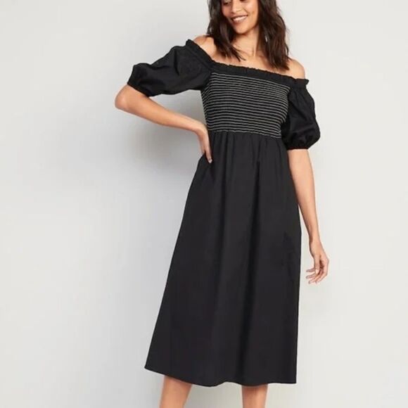 Old Navy Fit & Flare Off-The-Shoulder Puff-Sleeve Smocked Midi Dress Size 4X - Picture 1 of 7